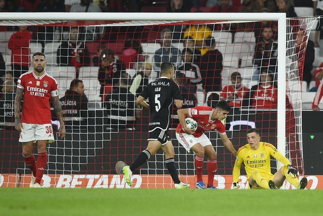 «Crise de identidade que não dá tréguas», a crónica do Benfica-Casa Pia