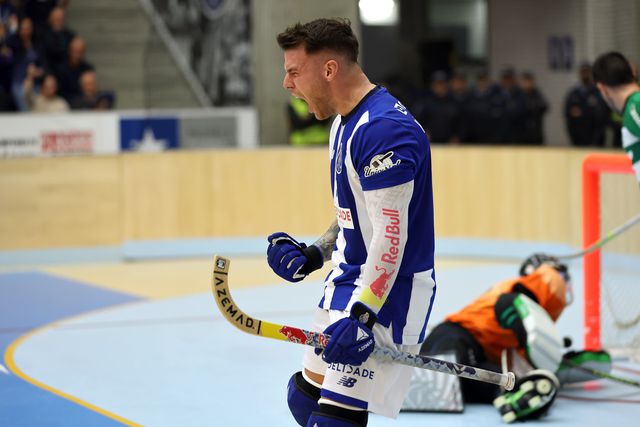 Hélder Nunes fez um hat-trick ao Saint-Omer (FC Porto)