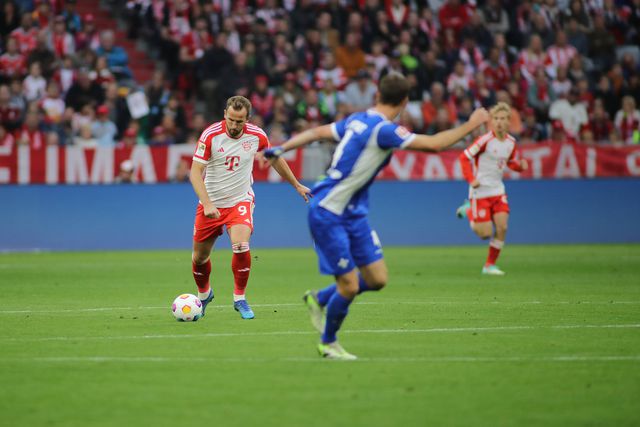 VÍDEO: Candidato ao Puskás? Kane faz golaço antes do meio-campo
