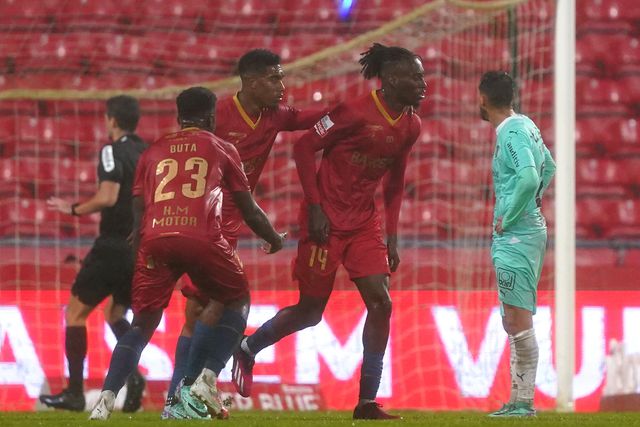 Dérbi minhoto foi de loucos e ninguém merecia perder