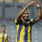 Ex-FC Porto Brahimi marca e celebra com a bandeira da Palestina (vídeo)