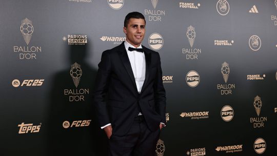 Não há só críticas à Bola de Ouro: «Rodri é melhor que Vinícius»