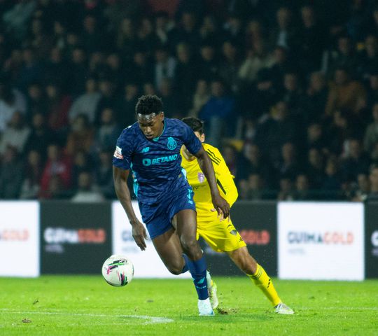 Bons amigos soltaram a rolha e Samu abriu a garrafa de champanhe: os destaques do FC Porto