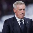 Ancelotti e Emma Hayes recebem prémio de melhor treinador do ano