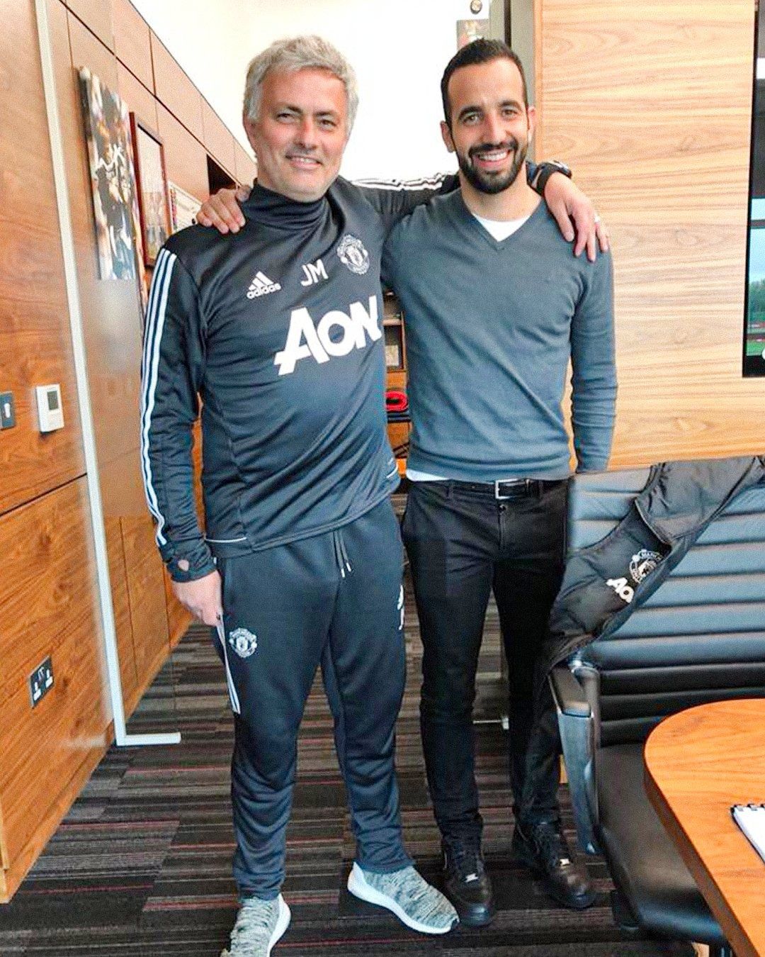 Mourinho dá força a Amorim: «É um bom miúdo...» 