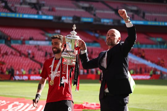 Bruno Fernandes despede-se de Ten Hag: «Mesmo sabendo que os últimos tempos...»