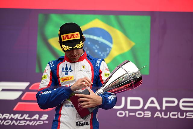 Campeão da Fórmula 3 sobe de patamar no próximo ano