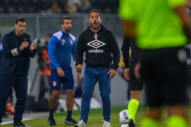 Vasco Matos, treinador do Santa Clara