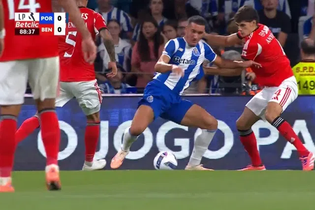 O lance da polémica entre Deniz Gul e António Silva