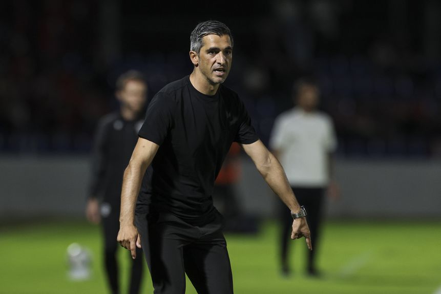 Custódio Castro diz que teve de gerir alguns jogadores e espera sorte diferente no campeonato - FOTO - MIGUEL A. LOPES/LUSA