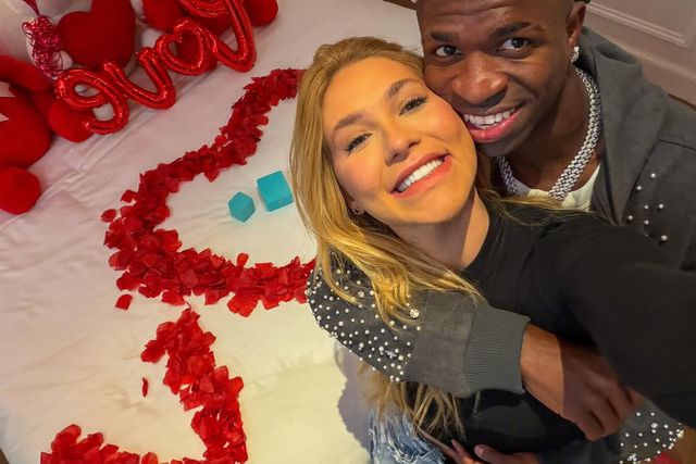 Vinícius Júnior e Virgínia Fonseca oficializam namoro