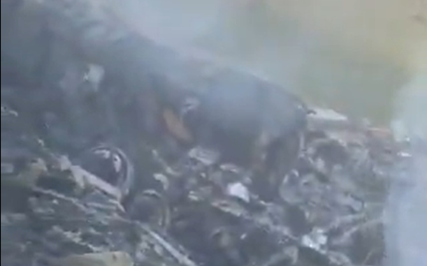 Imagem captada do interior de uma das carruagens envolvidas na colisão de comboios em Toledo, Espanha