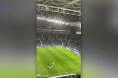 Guarda-redes aquecem com Dragão ainda despido
