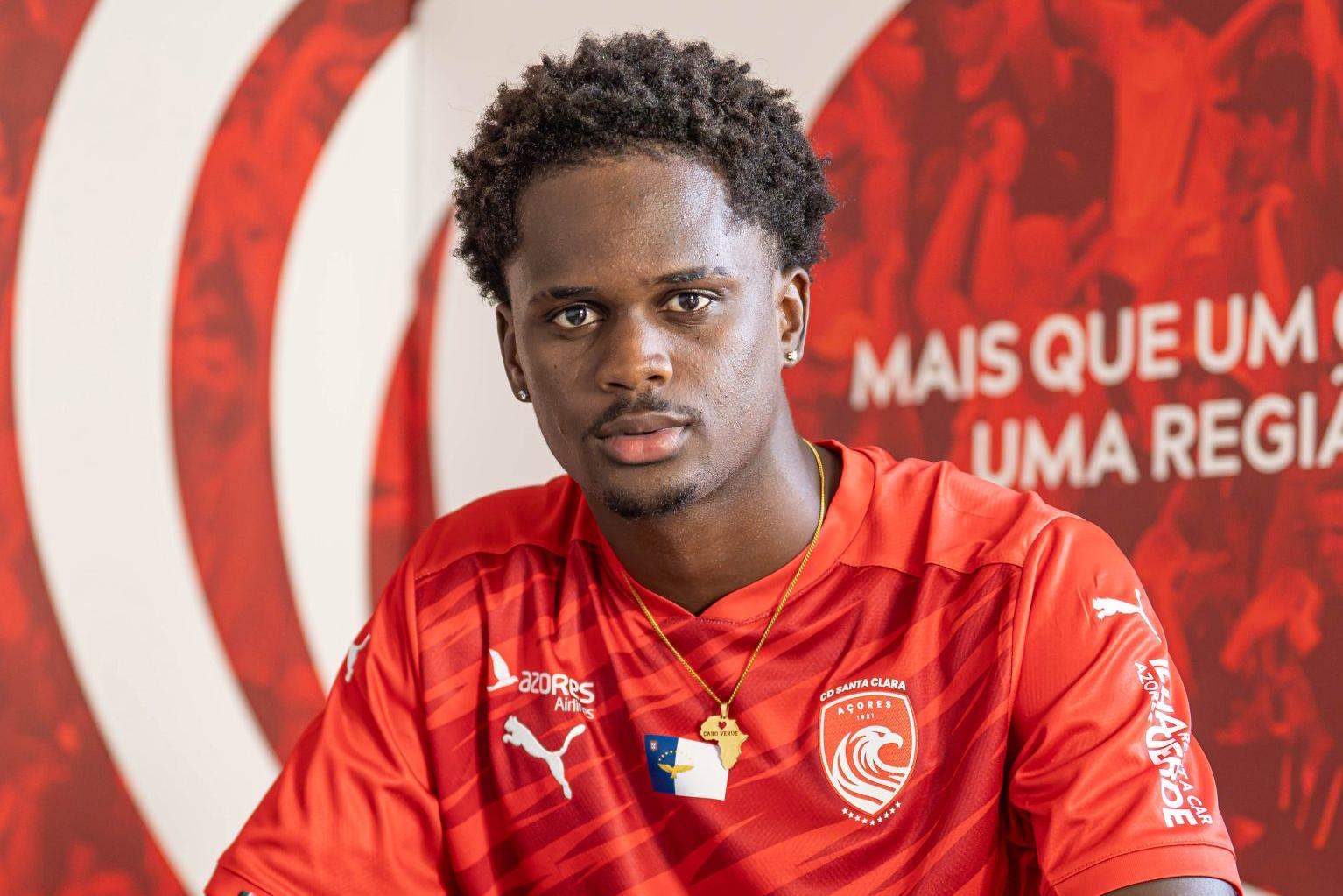 Djé Tavares renovou até 2031 - Foto: Santa Clara