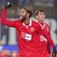 Nápoles assume corrida por goleador sensação em Itália e Benfica pode lucrar