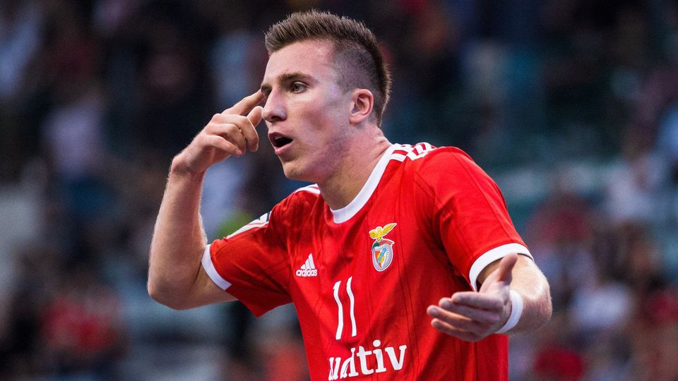 Avançam em Espanha: Chishkala, do Benfica, é o principal alvo do Barcelona