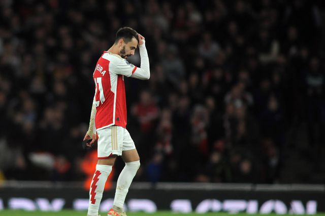 Fábio Vieira operado e vai parar algumas semanas