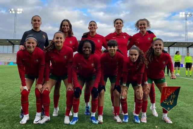 Seleção Nacional feminina sub-19: Empate com Inglaterra em jogo de preparação