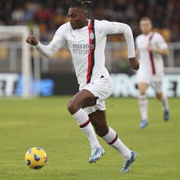 Rafael Leão entre os maiores dribladores das 'big-5'