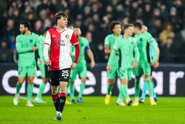 Noite de Inferno em Roterdão: Feyenoord eliminado com dois autogolos