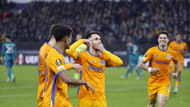 «Passado de Pinto da Costa deixa o FC Porto em carne viva»