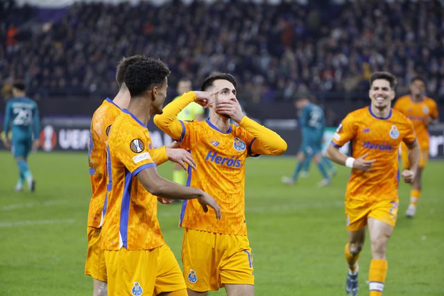 «Passado de Pinto da Costa deixa o FC Porto em carne viva»