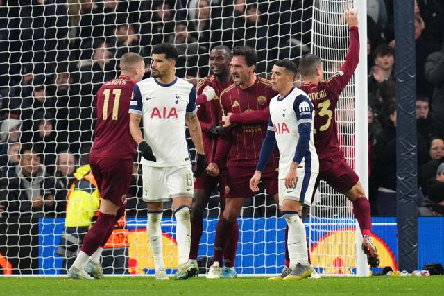 Golo de Hummels nos descontos evita vitória do Tottenham