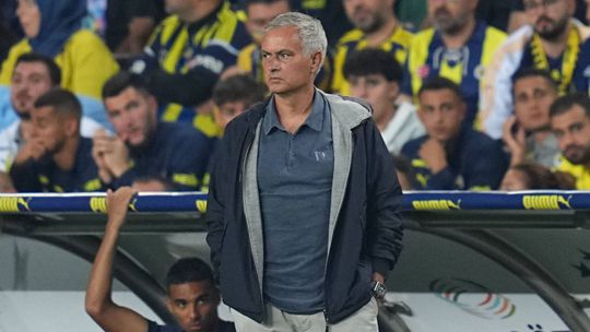 Fenerbahçe de José Mourinho regressa às vitórias europeias