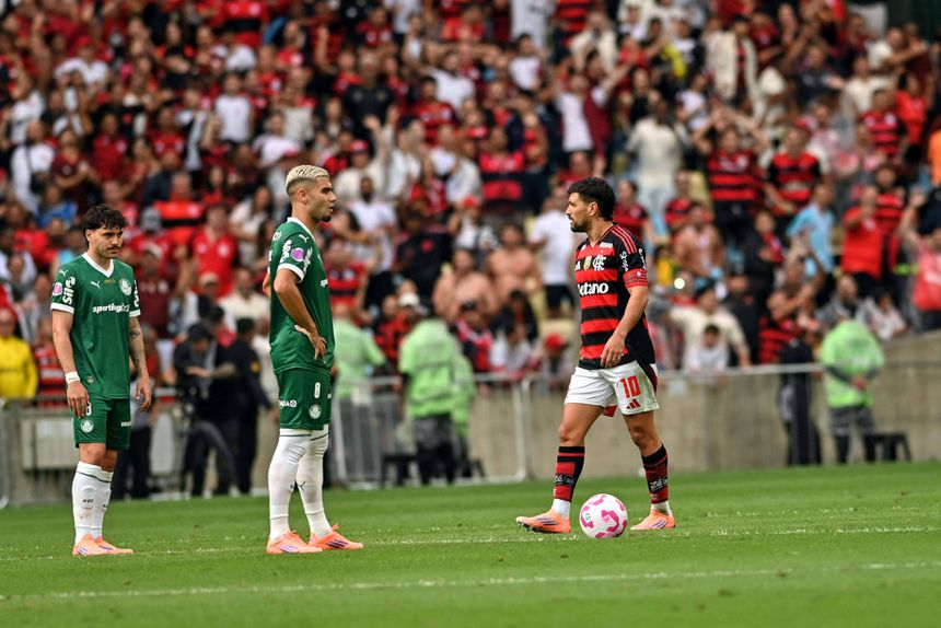 Palmeiras e Flamengo decidem este sábado a Taça dos Libertadores da América - Foto: Imago