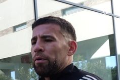 Campeão do Mundo de Fórmula 1? Otamendi acredita em milagres!