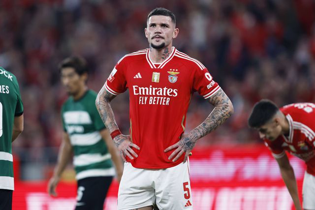 Morato volta a ser associado ao Tottenham