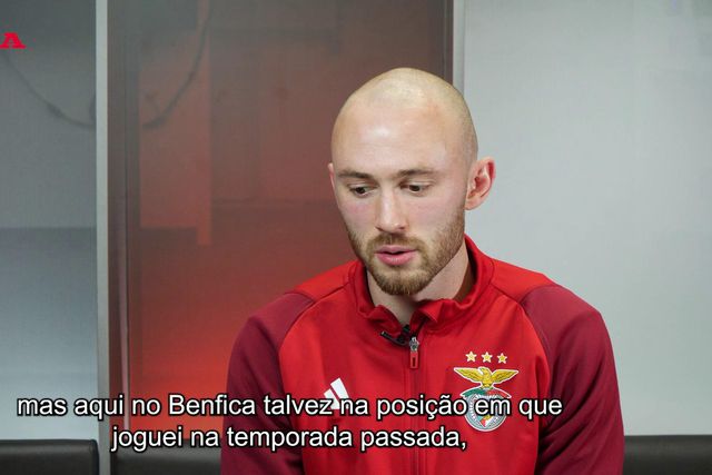 «Gosto de jogar como lateral-direito e estou mais confortável»