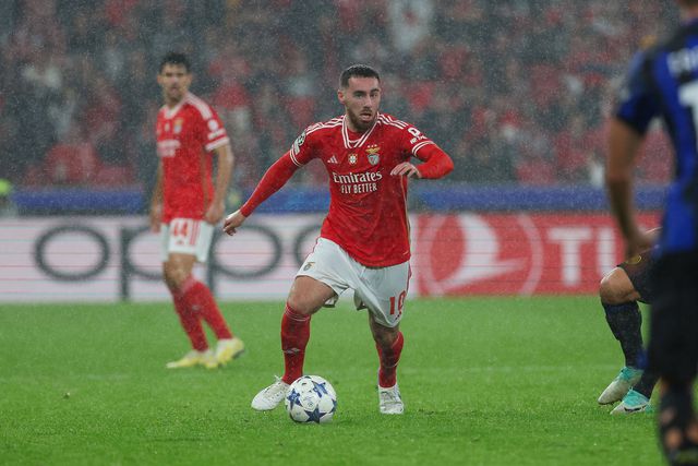 Treinador do Feyenoord revela: «Sentimos falta de Kokçu»