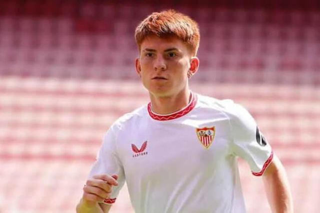 Valentín Barco pode ser o primeiro reforço de Inverno do FC Porto