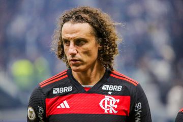 David Luiz despede-se do Flamengo: «Infelizmente não foi mais formal…»