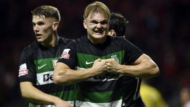 Conrad Harder a celebrar o bis em Braga pelo Sporting