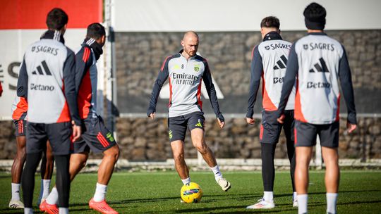 Benfica mostra Aursnes na preparação para o dérbi