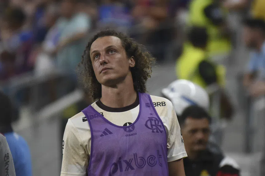 David Luiz foge! Paiva em fúria