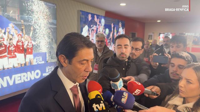 Rui Costa na zona mista do Estádio Municipal de Braga