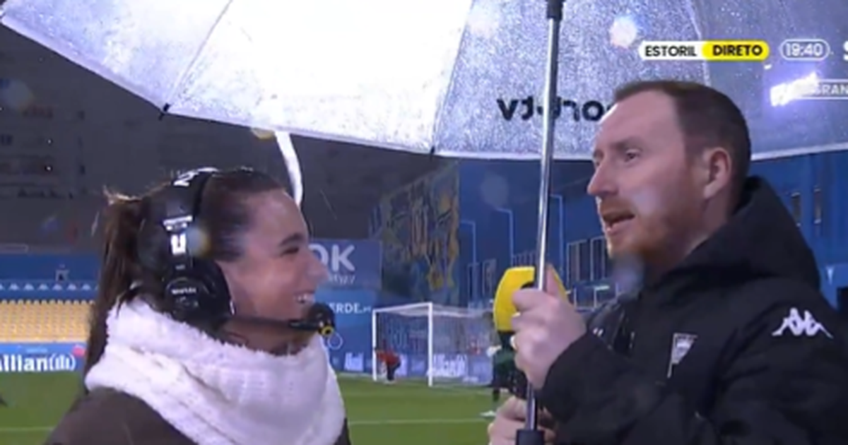 Ian Cathro ajudou jornalista na 'luta' contra chapéu de chuva (vídeo)