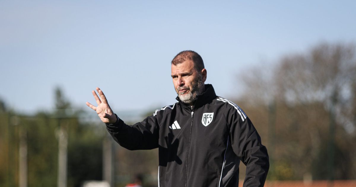 João Henriques: «Os jogadores podem fazer mais do que fizeram até hoje»