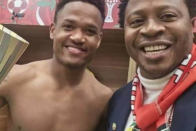 Geny Catamo com o antigo futebolista do Sporting Paíto