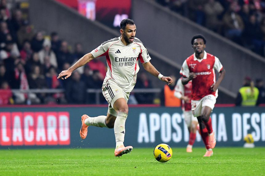 Pavlidis foi ponta de lança e sobretudo apoio aos que apareciam a fazer de pontas de lança no SC Braga-Benfica (2-2) da 16.ª jornada da Liga Betclic 2025/2026. Foto Ricardo Ferreira/KAPTA+