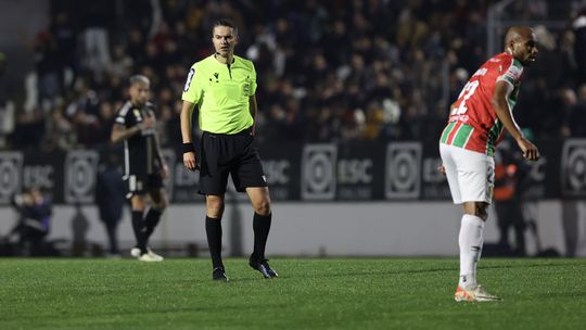 A análise de Duarte Gomes à arbitragem do E. Amadora-Benfica