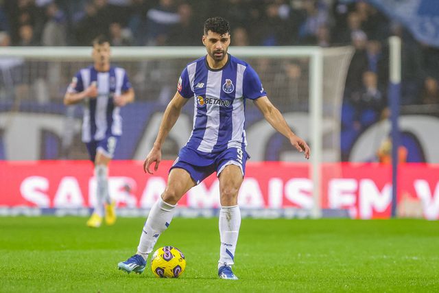 Mercado: Inter informa FC Porto das negociações com Taremi