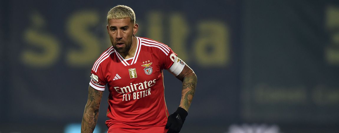 Otamendi pede desculpa aos adeptos do Benfica: «Foi uma época muito má»