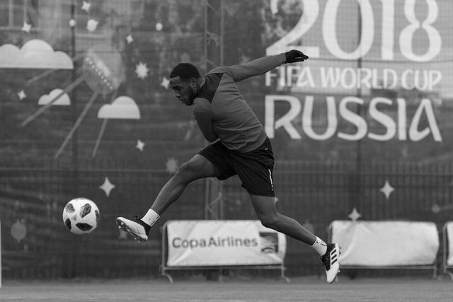 Maior goleador da história do Panamá morre aos 41 anos em campo