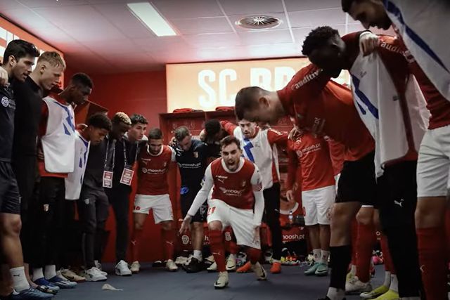 Vídeo: dentro do balneário do SC Braga na final da Taça da Liga