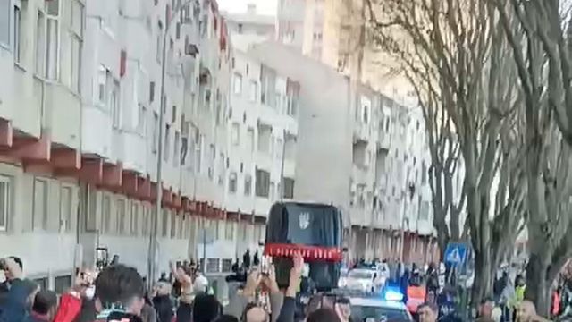 Benfiquistas recebem a equipa