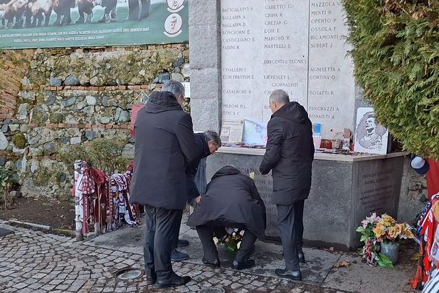 Benfica visita Catedral de Superga
